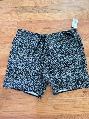 Volcom Men’s Black and Gray Leaf-Print Swim Trunk